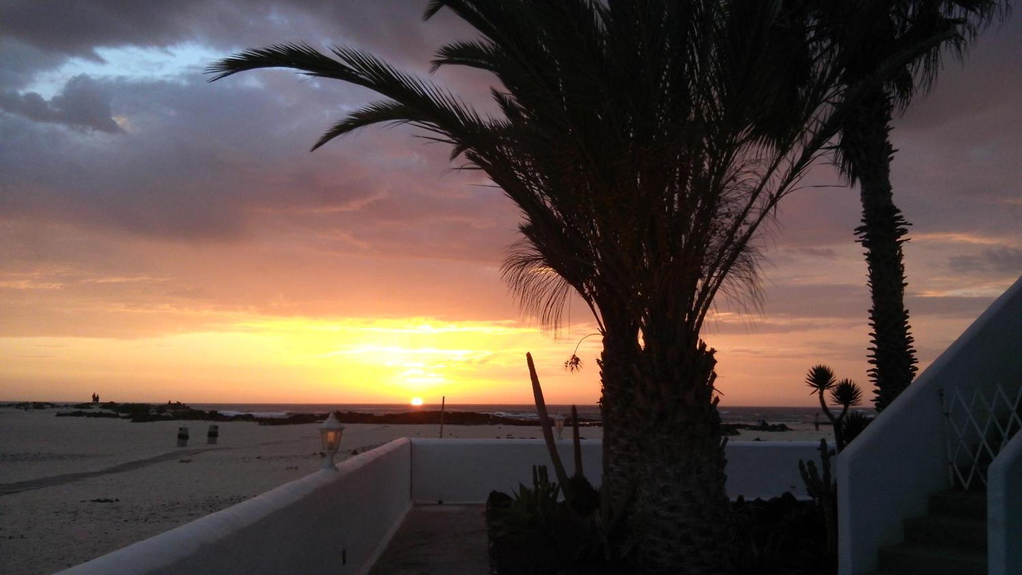 Apartamento Nire Lula En La Misma Playa El Cotillo  Exterior photo